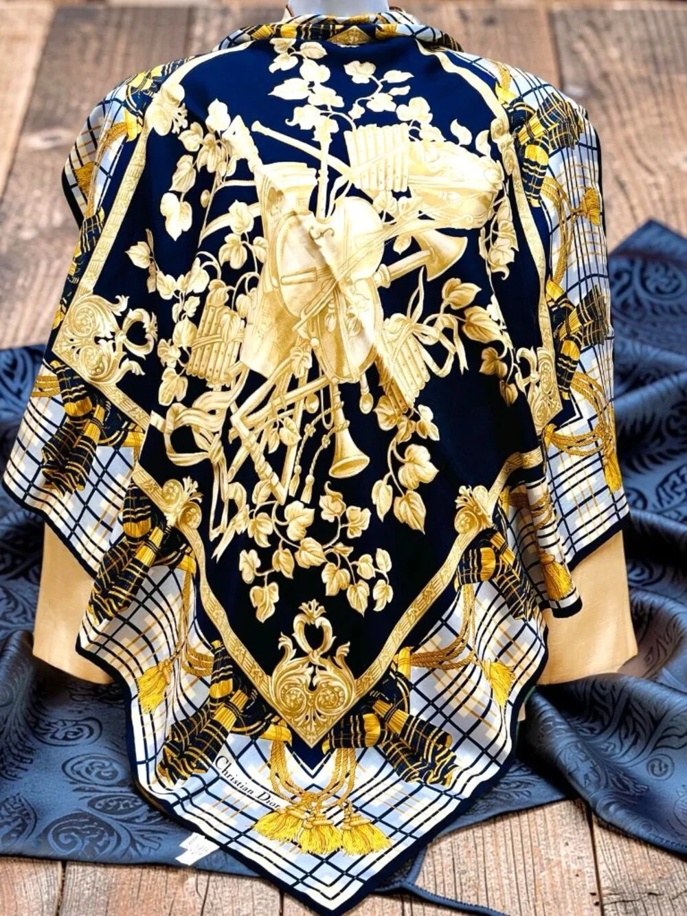 Christian Dior Pour  Silk Scarf Satin 35